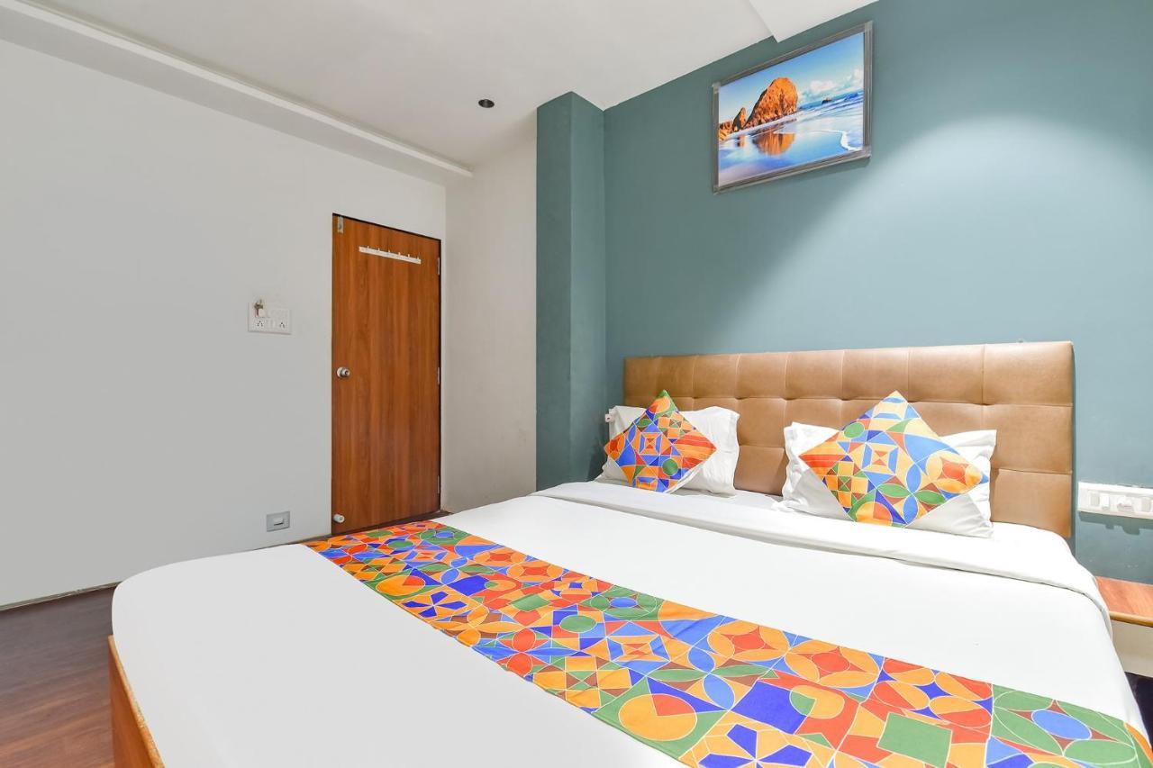 Fabhotel Nidhivan, Udhna Junction Surat Eksteriør bilde