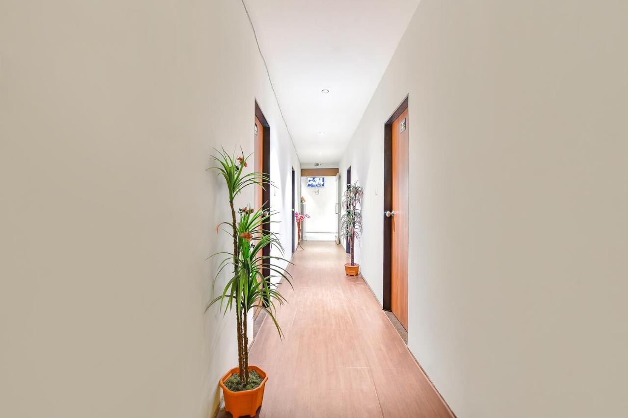 Fabhotel Nidhivan, Udhna Junction Surat Eksteriør bilde